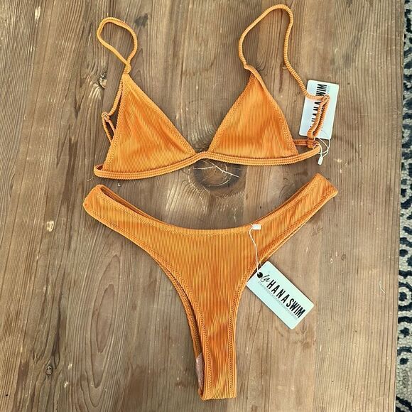 LAHANA SWIM PIPER BOTTOM (LG) TOP (MED) NEW WITH TAGS ORANGE - Picture 1 of 8